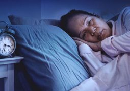 Mất ngủ ở người già là bệnh lý thường gặp